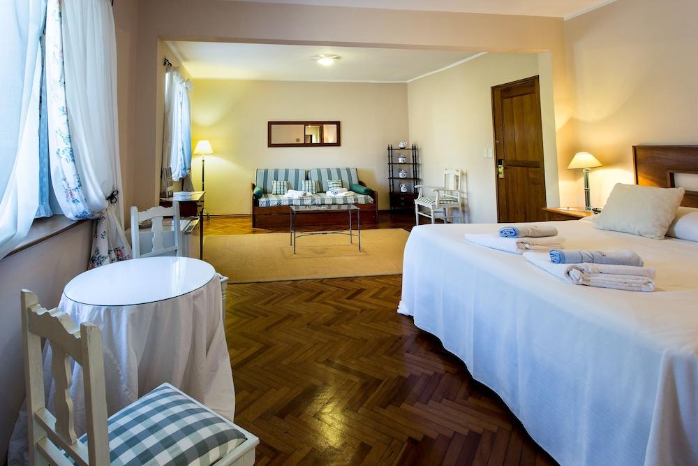 Nirvana & Hotel Nueva Helvecia